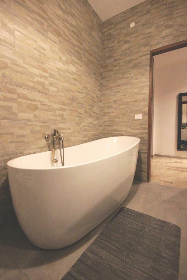 La Serenissima - 15 Min To Venice City Center - Free Parking Campalto Esterno foto